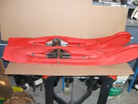 1603-231 CAMOPLAST Skis Dually Runners Mounts Arctic-cat