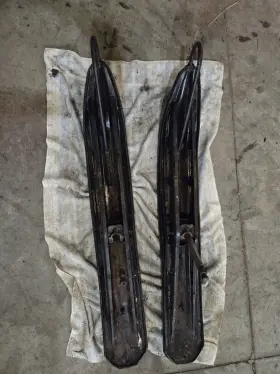 1820268 POLARIS Steel Ski Indy Trail