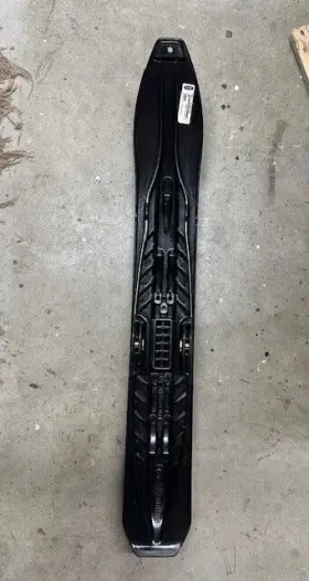 182808-070 POLARIS Ski Nos