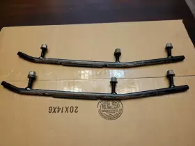 2879025 POLARIS Stud Ski Runner