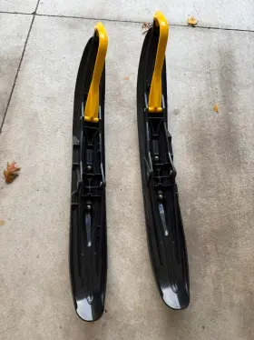 505075458 SKI-DOO Skis Carbides Skidoo Pilot