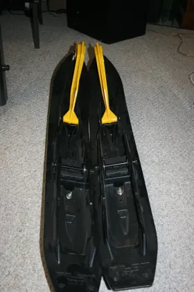 50507597 SKI-DOO Nos Skis Assembled Trx Skidoo Pilot
