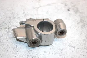 84M-2376E-00-00 YAMAHA Left Ski Mount Vmax 600