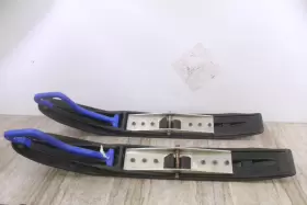 8EN-F3711-00-00 YAMAHA Left Right Skis