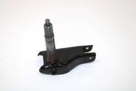 8G6-23853-00-00 YAMAHA Exciter Left Spindle 440